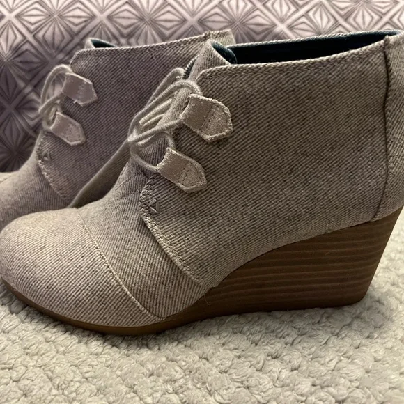 Toms kala wedge hot sale bootie